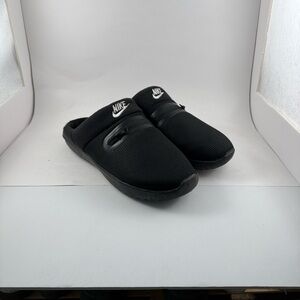 Nike Men’s Black Zip-Top Slip-On Loafers